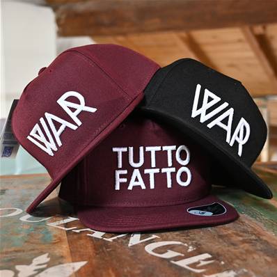 WAR - Cappellino Snapback con grafica WAR/TUTTO FATTO - Varie taglie disponibili